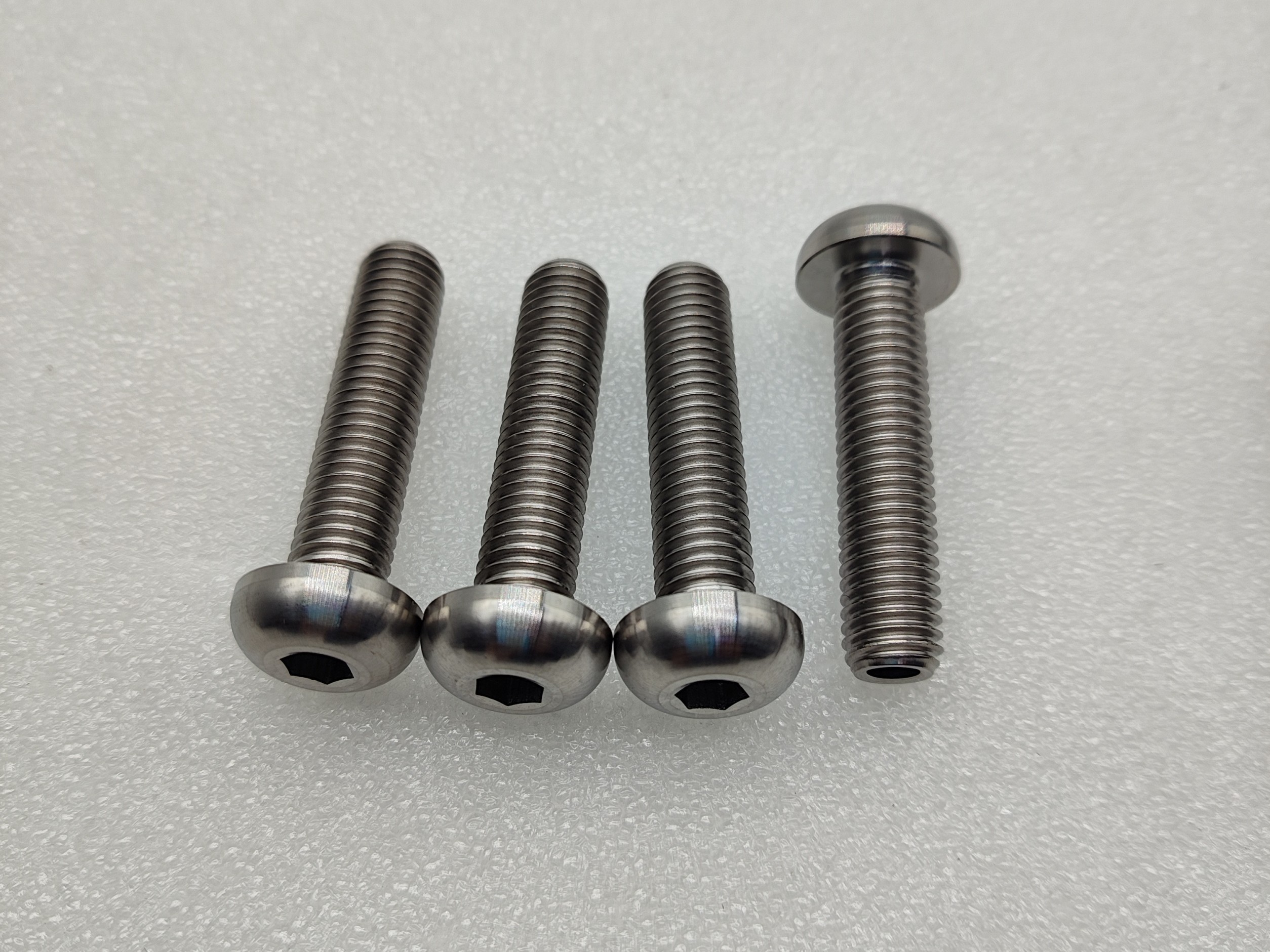 Titanium Pivotal Seat Bolt M10x1.5x44mm